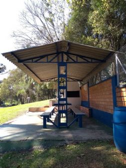 Quiosques e Mesas Comunitrias...