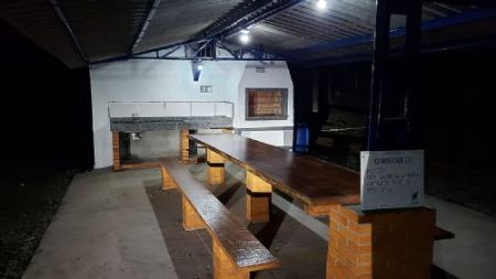 Quiosques e Mesas Comunitrias...