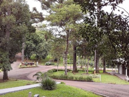 Quiosques e Mesas Comunitrias...